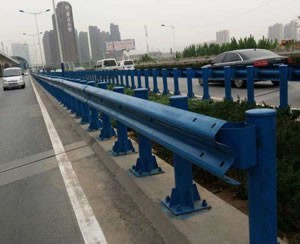 南京道路护栏板