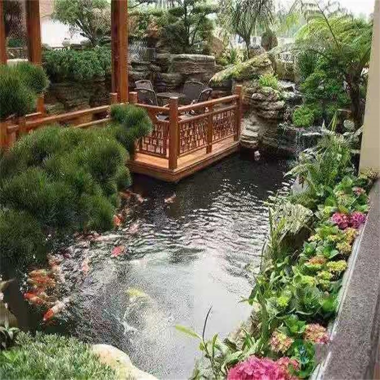 南京院子小鱼池假山设计